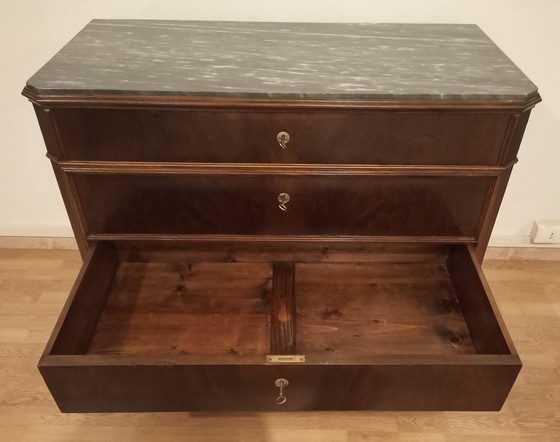 Image 1 of 19th Century Italian Handmade Chest of Drawers in Walnut and Brass