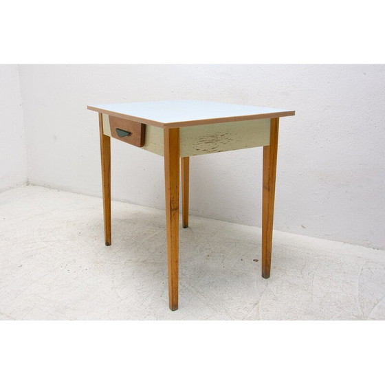 Image 1 of Tavolino laterale in legno e formica di metà secolo, Cecoslovacchia, anni '60