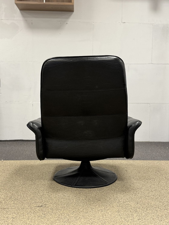 Image 1 of De Sede Tulip 50 Swivel chair black leather