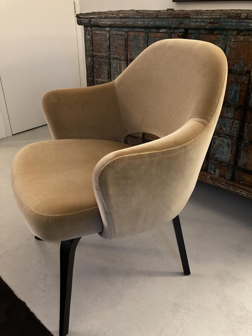 Knoll Saarinen Conference Chair With Armrests