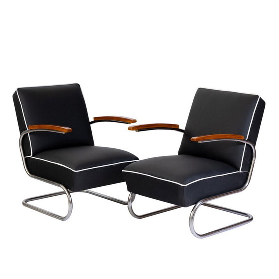 Image 1 of Pair of vintage Bauhaus chrome steel and cowhide cantilever armchairs, 1930