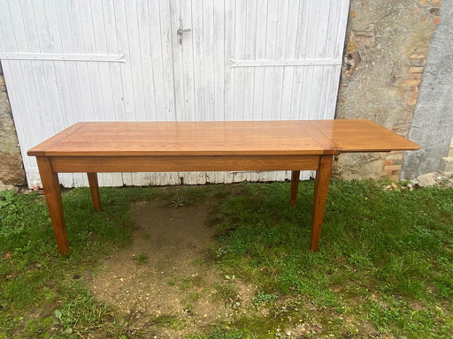 Solid Oak Farmhouse Dining Table With 1 Extendable Leaf