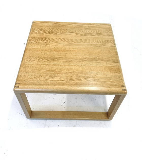 Image 1 of Table basse en chêne