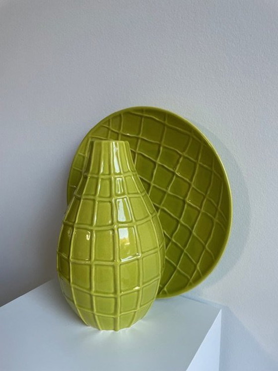 Image 1 of Set Of 1 Vase And 1 Bowl In Lime Green With Nerf Pattern