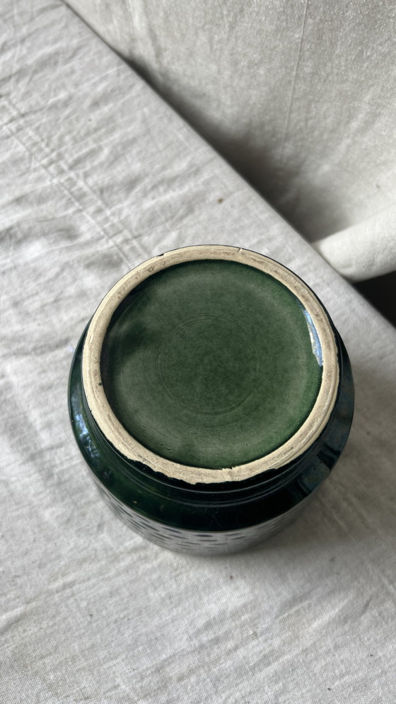 Image 1 of Vintage emerald green flower pot