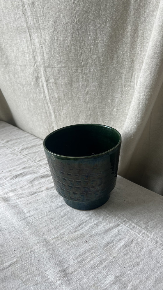 Image 1 of Vintage emerald green flower pot