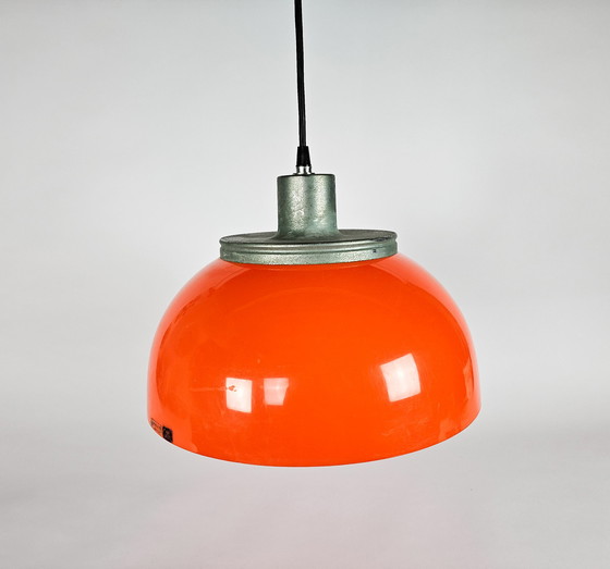 Image 1 of Harvey Guzzini - design Luigi Massoni - modèle Faro - plastique - Italie - années 70