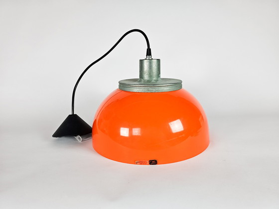 Image 1 of Harvey Guzzini - design Luigi Massoni - modèle Faro - plastique - Italie - années 70