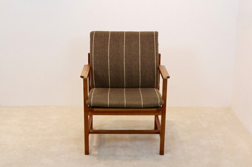 Danish 3233 Armchair by Børge Mogensen