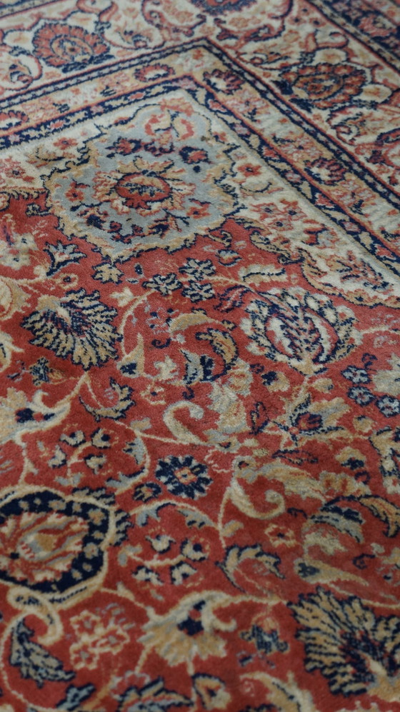 Image 1 of Magnifique tapis d'Orient aux couleurs crème, bleu, rouge et rose, 246 x 172 cm