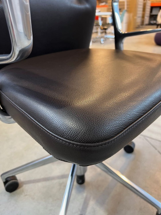 Image 1 of Vitra ID Trim L Antonio Citterio office chair