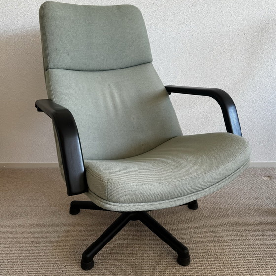 Image 1 of 2x Artifort Armchairs P154 In Fabric Hallingdal 2004