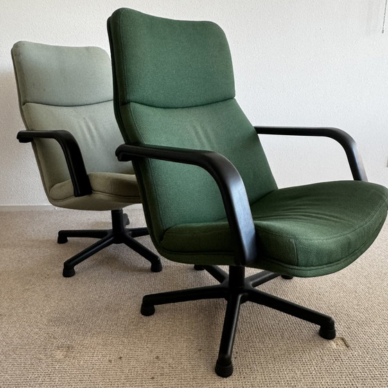 Image 1 of 2x Artifort Armchairs P154 In Fabric Hallingdal 2004