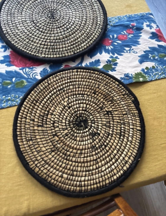 Image 1 of 8 Cosydar Round Placemats