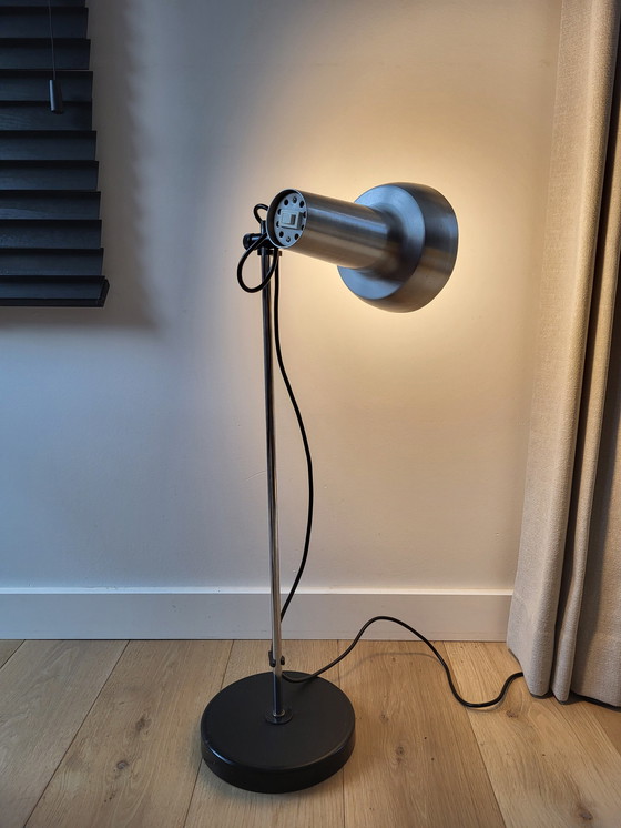 Image 1 of Lampadaire vintage Mid Century, chrome, probablement années 1970