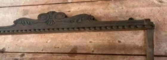 Image 1 of Portapiatti antico in legno intagliato, mensola per piatti