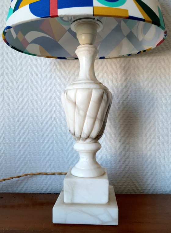 Image 1 of Vintage Alabaster Lamp With Abstract Shade
