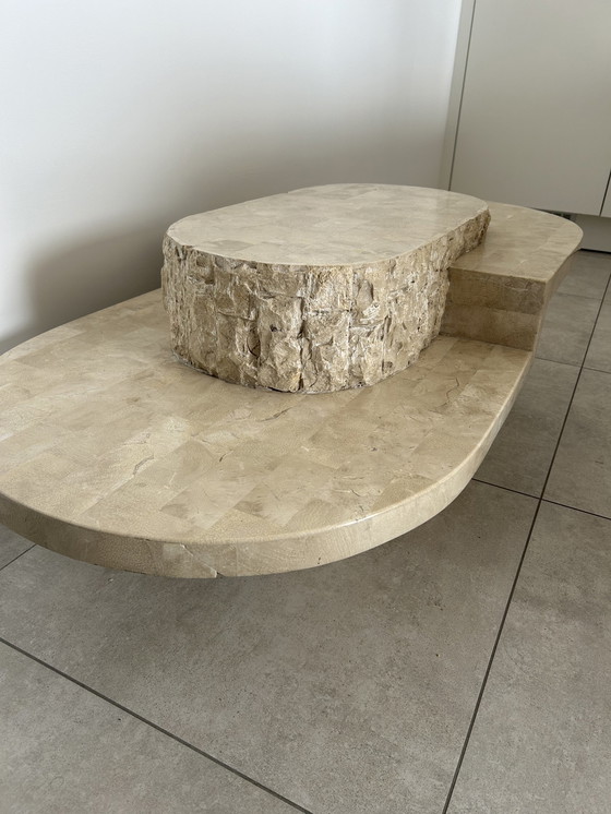 Image 1 of Table basse en pierre de Mactan