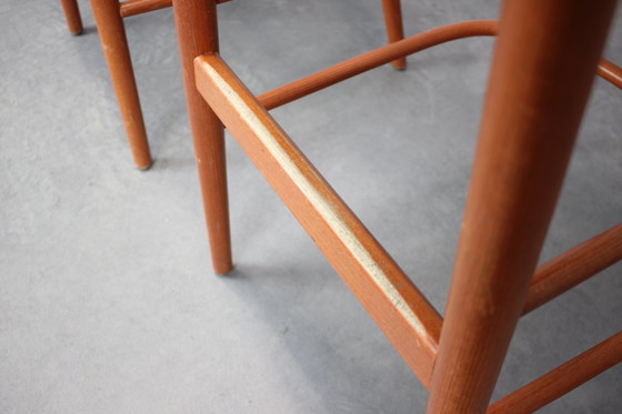 Image 1 of Set Of 2 Vintage Bar Stools By Ton, 1980