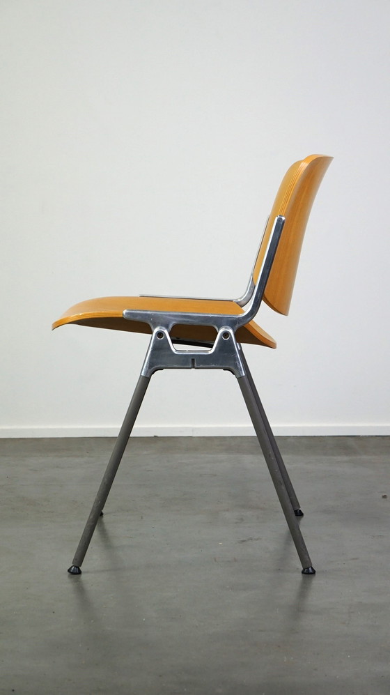 Image 1 of Vintage design chair by Gaincarlo Piretti model 106