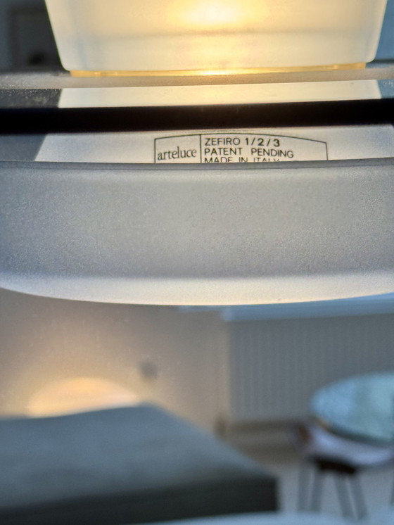 Image 1 of Rara lampada a sospensione Arteluce Zefiro 3 di Giuseppe Ramella - Design iconico del 1987