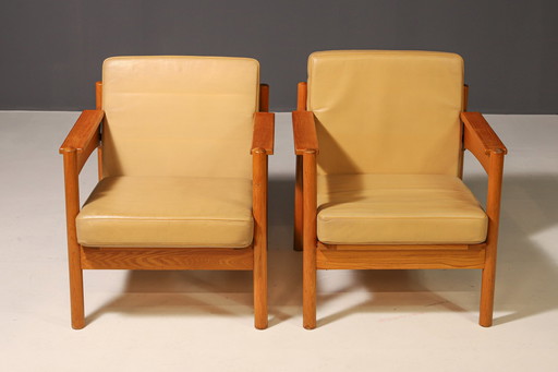 Pair of Oak and Leather Armchairs by Uluv Krásná Jizba, 1960s, Original Condition