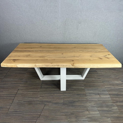 Algu Design Table