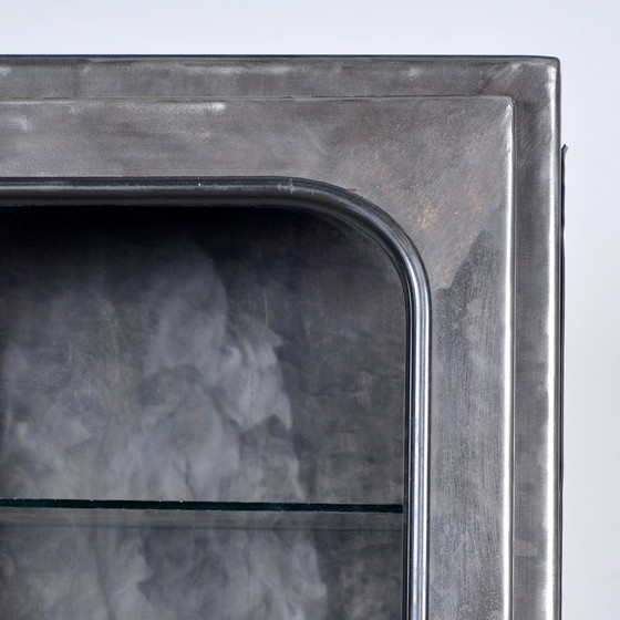 Image 1 of Cabinet médical vintage en verre et en fer, 1970