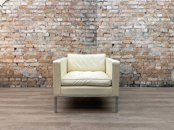 Image 1 of Artifort F905 - armchair