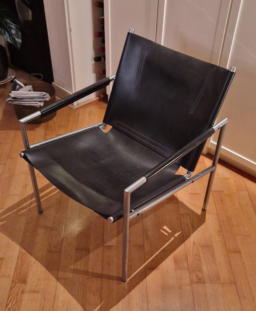 Martin Visser Chair. Black Saddle Leather.