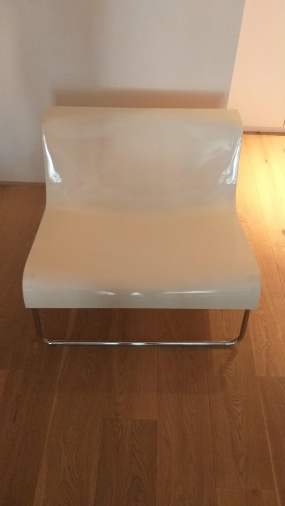 Image 1 of Cartel form lounge chair