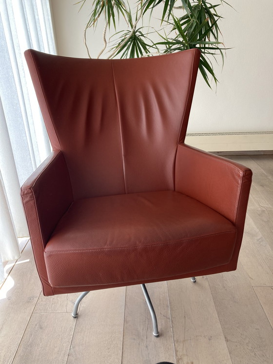 Image 1 of 2x Montis Rome swivel chairs + 1 ottoman