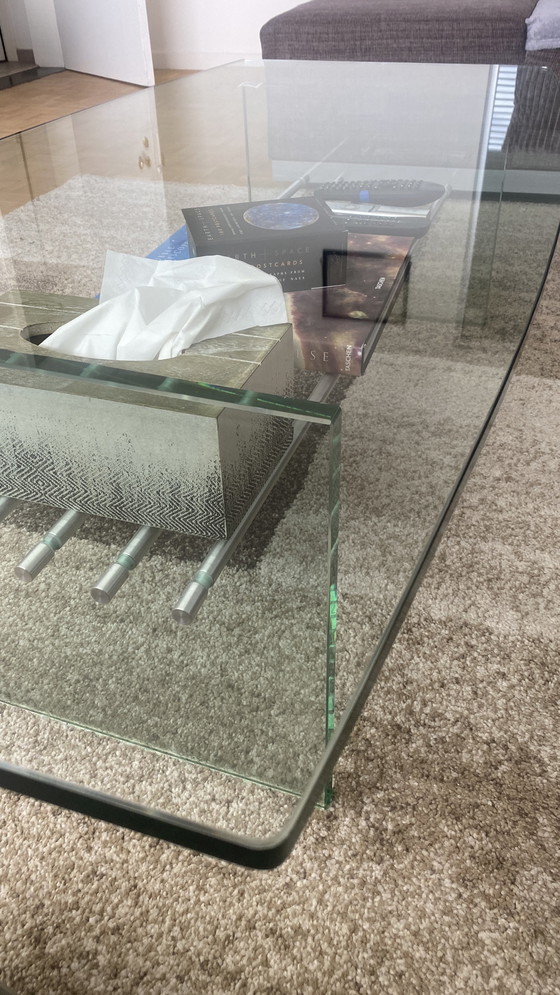 Image 1 of Table basse en verre