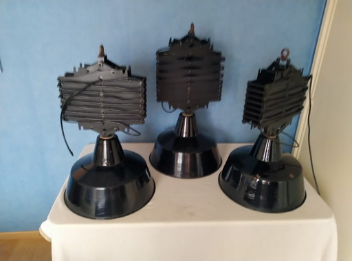 3x industrial lamps black and white enamel