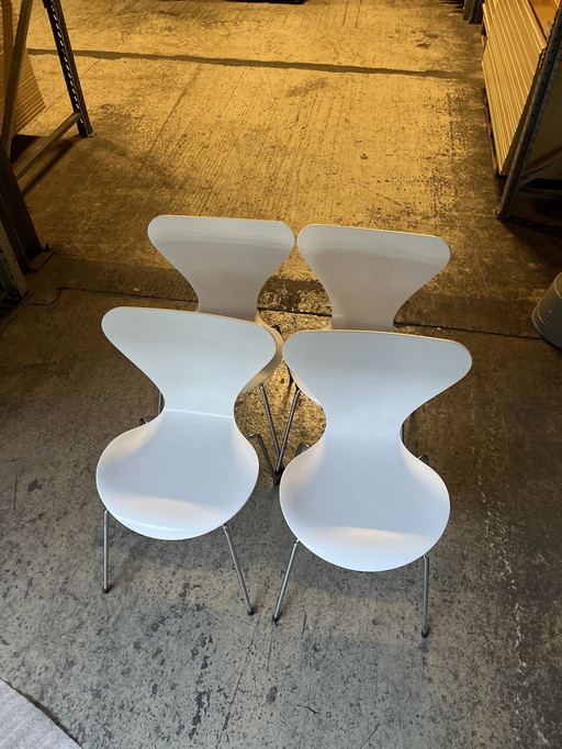 Fritz Hansen Butterfly Chair