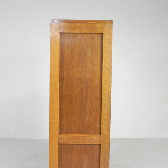 Image 1 of Oak shutter cabinet with 2 shutters, 150 cm high