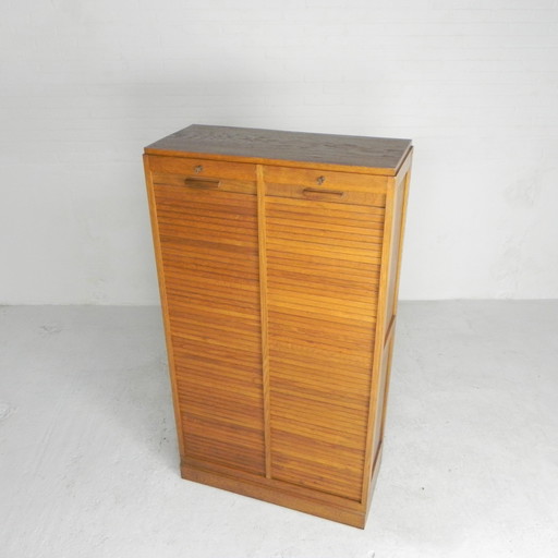 Oak shutter cabinet with 2 shutters, 150 cm high