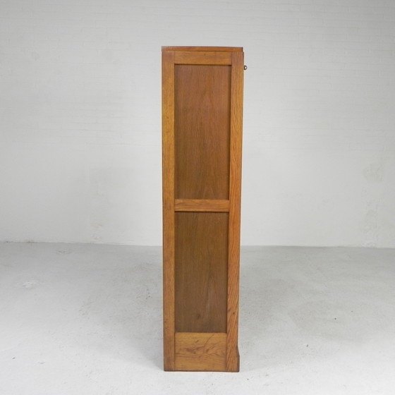 Image 1 of Armoire à volets roulants en chêne avec 2 volets, hauteur 150 cm