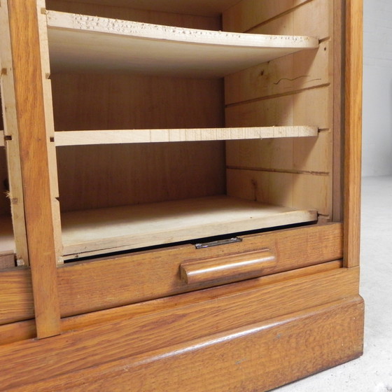 Image 1 of Oak shutter cabinet with 2 shutters, 150 cm high