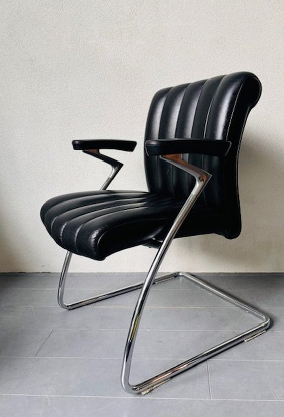 Image 1 of Walter Knoll Art Collection Armchair