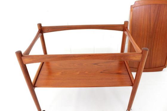 Image 1 of Poul Hundevad Mid Century teak serving trolley / Chariot de service avec plateau amovible, Danemark 1960s