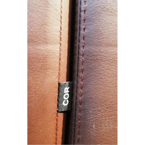 Image 1 of Poltrona vintage in pelle marrone Cor