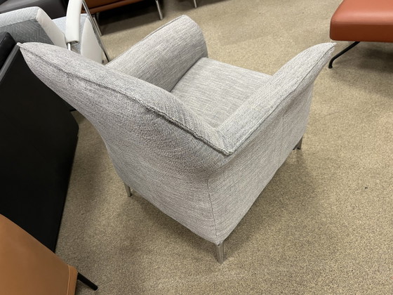 Image 1 of Leolux Mayuro armchair Grey fabric