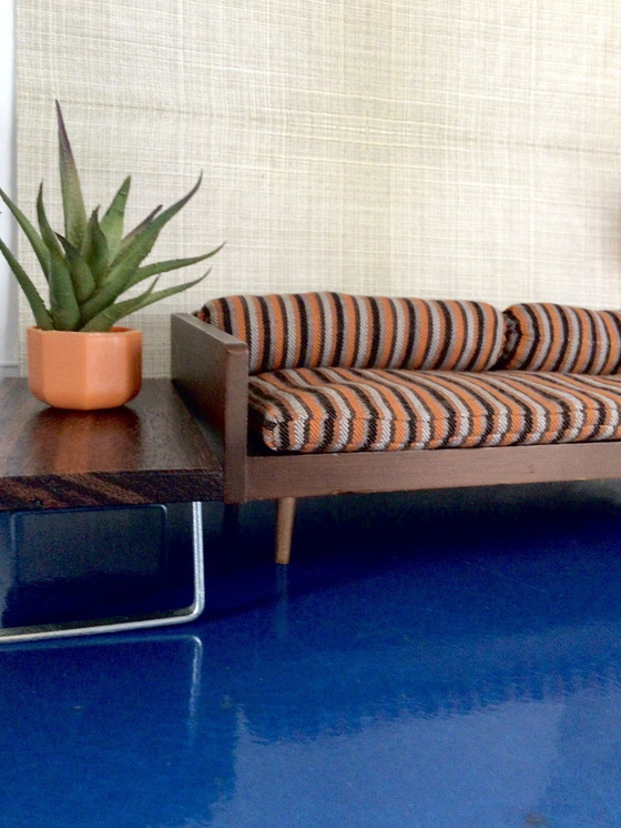 Image 1 of Divano letto in miniatura vintage della Mattel