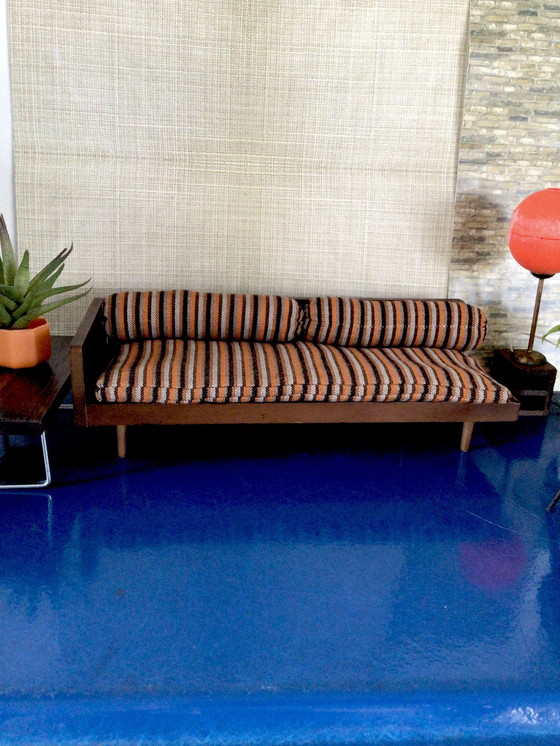 Image 1 of Divano letto in miniatura vintage della Mattel