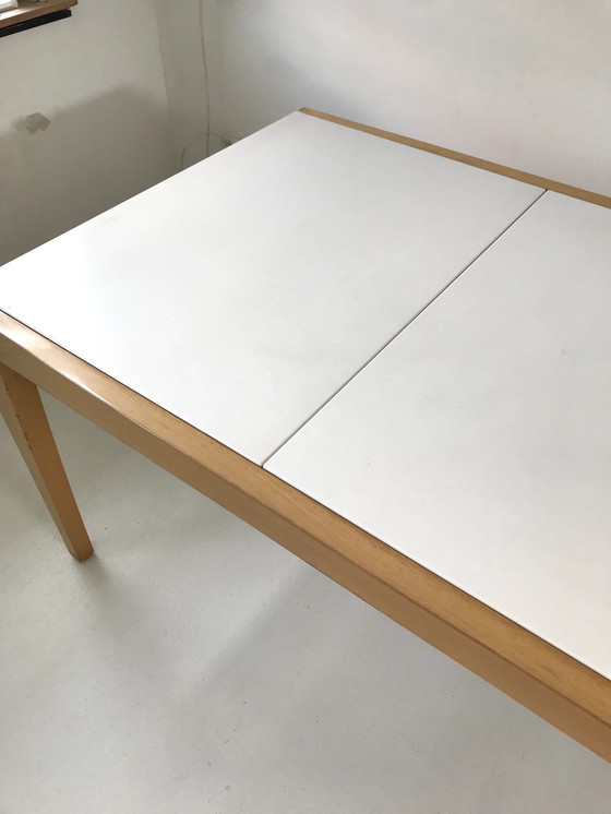 Image 1 of Leolux Bascule dining table