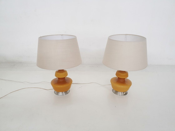Image 1 of Set di due lampade da tavolo in vetro giallo di metà secolo, Belgio, anni &#39;60