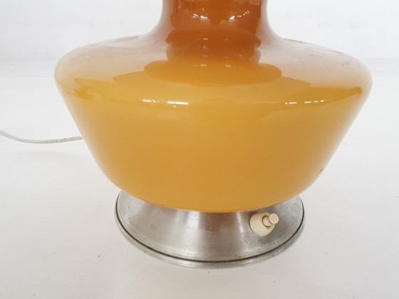 Image 1 of Set di due lampade da tavolo in vetro giallo di metà secolo, Belgio, anni &#39;60