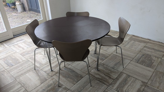 Image 1 of Fritz Hansen Table And Butterfly Chairs