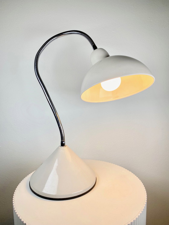 Image 1 of Large 1970 Industrial Style Desk / Tabletop Lamp In Light Grey & Beige With A Flexible Chrome Gooseneck 